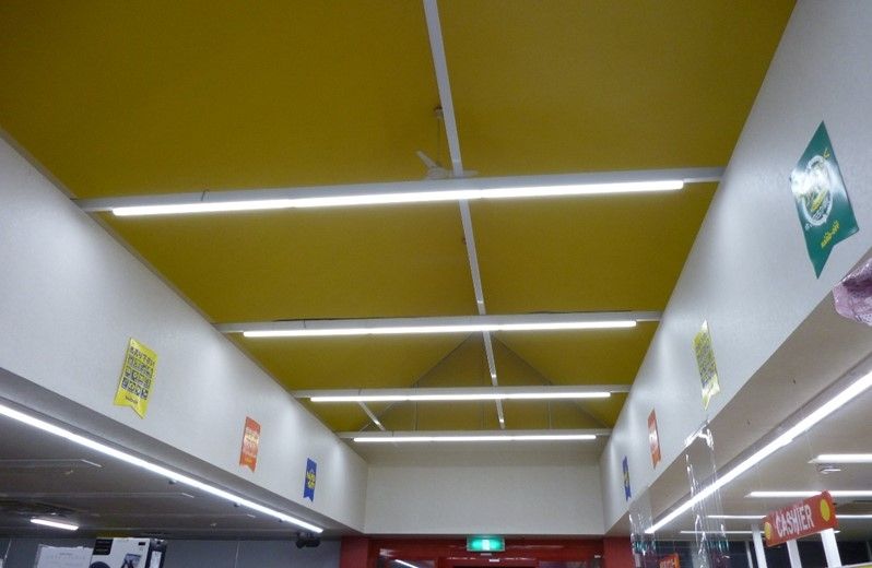 富山県某リサイクルショップ様 LED照明改修工事